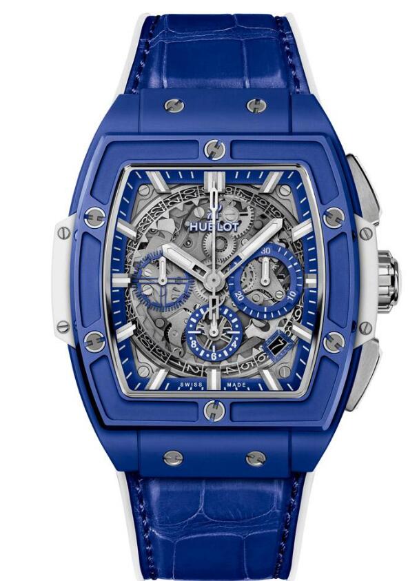 The movement could be appreciated through the transparent caseback.